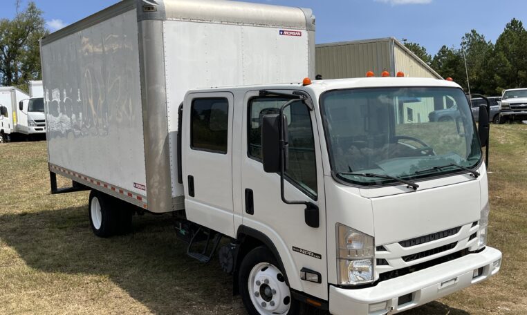 2019 ISUZU NPR HD