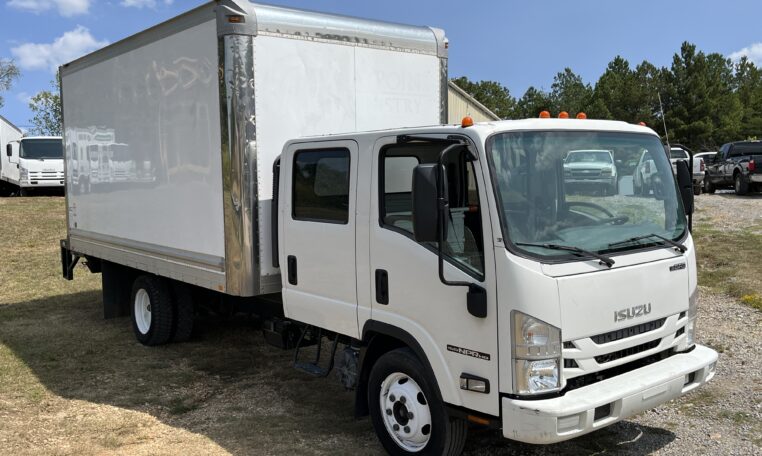 2019 ISUZU NPR HD