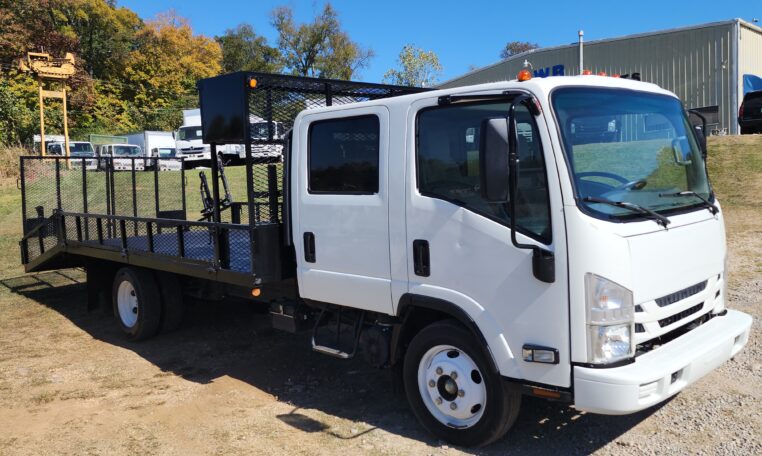 2016 ISUZU NPR HD