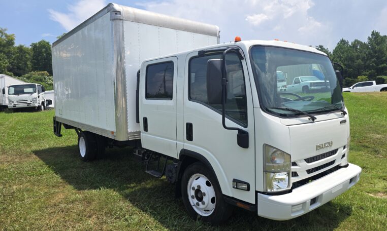 2018 ISUZU NPR HD