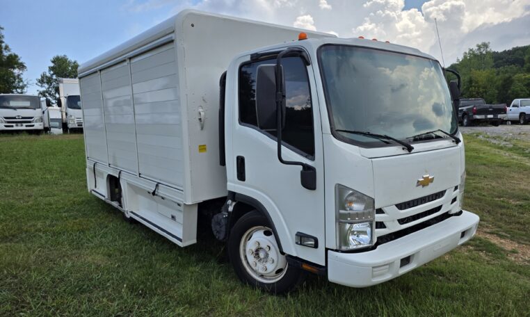 2017 CHEVROLET 4500