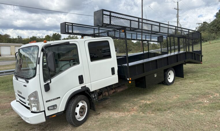2016 ISUZU NPR HD