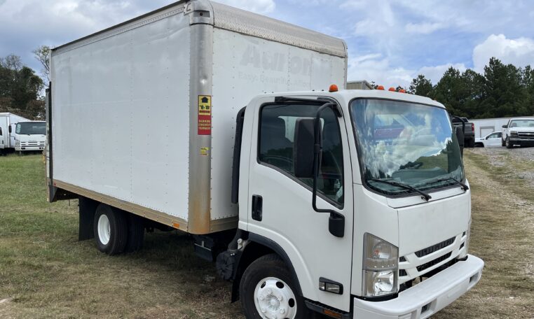 2019 ISUZU NPR