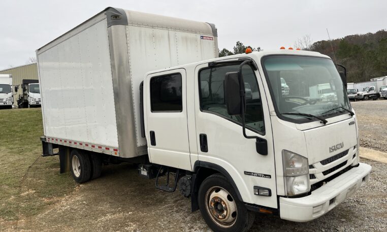 2019 ISUZU NPR HD