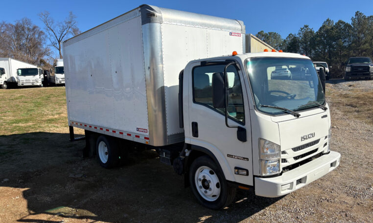 2021 ISUZU NPR HD