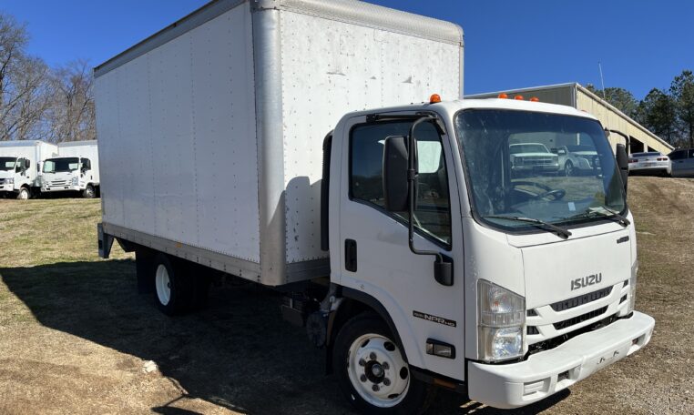2018 ISUZU NPR HD