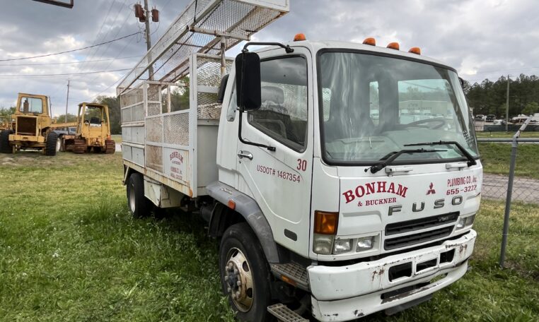 2006 MITSUBISHI FMMR