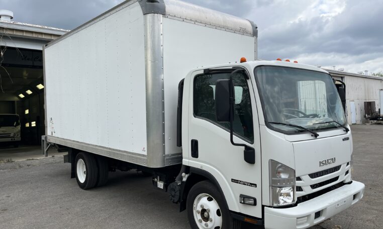 2020 ISUZU NPR HD