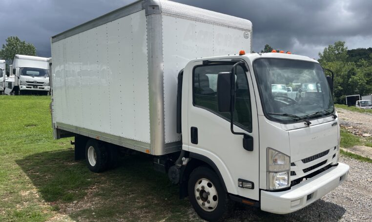 2019 ISUZU NPR