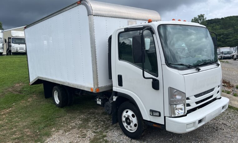 2019 ISUZU NPR
