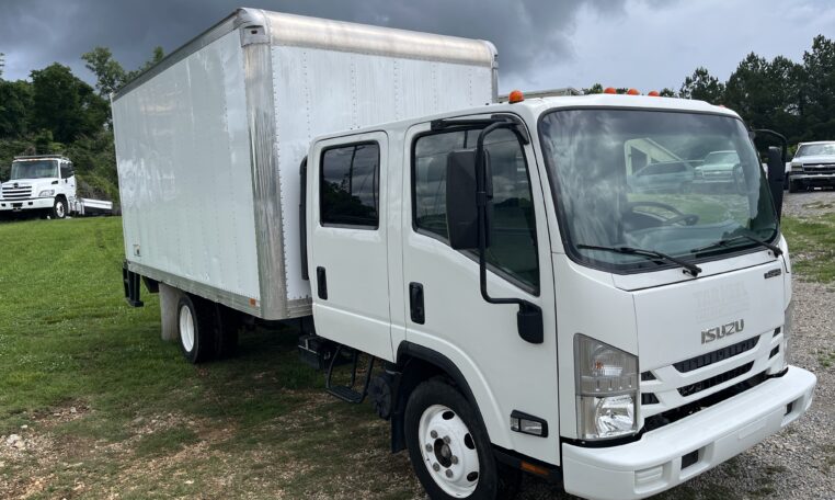 2019 ISUZU NPR HD
