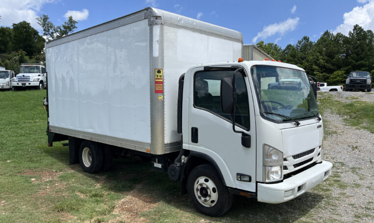 2019 ISUZU NPR HD