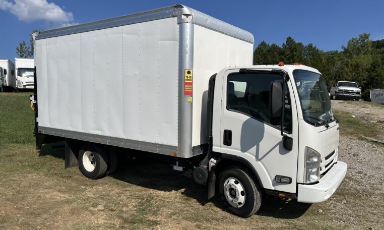 2019 ISUZU NPR