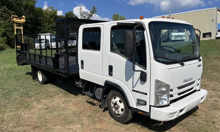 2017 ISUZU NPR