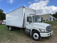 2020 HINO 268 26' VAN BODY